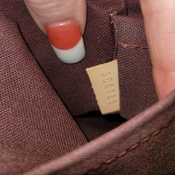 Louis Vuitton authentic Monogram Canvas Turenne GM Satchel ❤️🔥 - Picture 9 of 16